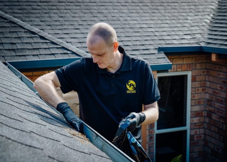 guttercleaninggallery2 1 768x548